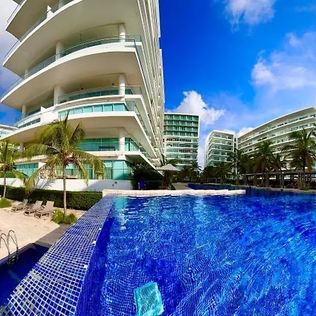 Apartamento Mar Y Piscina Gigante En El Caribe *
