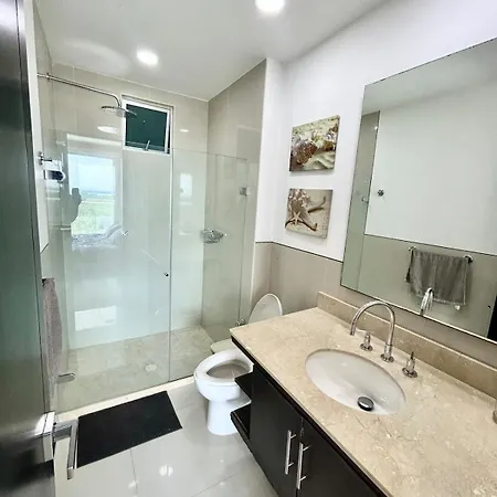 Mar Y Piscina Gigante En El Caribe Apartamento Cartagena