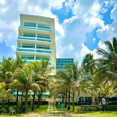 Mar Y Piscina Gigante En El Caribe Apartamento *